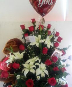 24 Rosas con Lilys, Peluche y Globo - Flores, Florería, Floristería