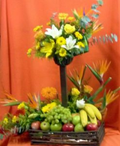 Arreglo Frutal con Aves - Flores, Florería, Floristería