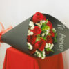Bouquet de 12 Rosas con Follaje en Negro - Flores, Florería, Floristería