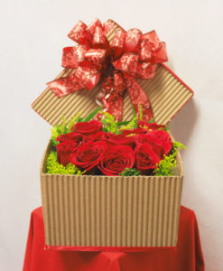 Caja con 12 Rosas - Flores, Florería, Floristería