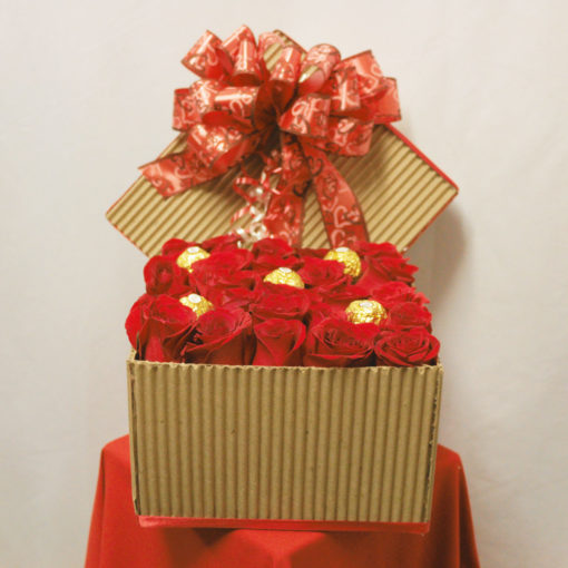Caja con 24 Rosas y Chocolates - Flores, Florería, Floristería