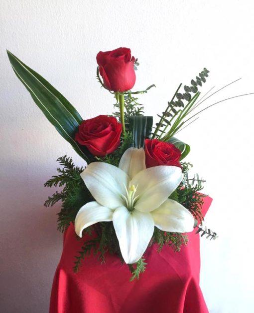 3 Rosas con Lilys - Flores, Florería, Floristería