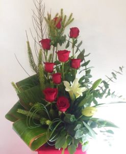 9 Rosas con 2 Lilys - Flores, Florería, Floristería