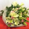 Boiuquet de 12 Rosas con Lilys - Flores, Florería, Floristería