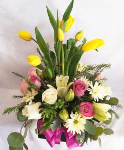 Tulipanes con Rosas y Lilis - Flores, Florería, Floristería