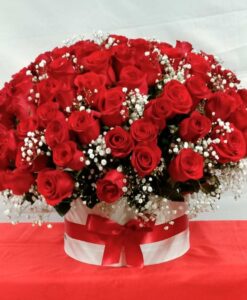 Caja con 100 Rosas - Flores, Florería, Floristería