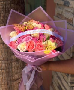 Ramo de Tonos Pasteles, Mariposas y Liston Personalizada - 26AG12