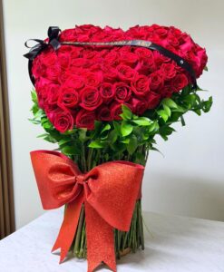 Corazón Grande de 150 Rosas - 26AG20